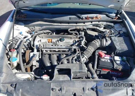 2010 Honda Accord 2.4 Ex-L из США, поврежденный, VIN 1HGCP2F85AA092253